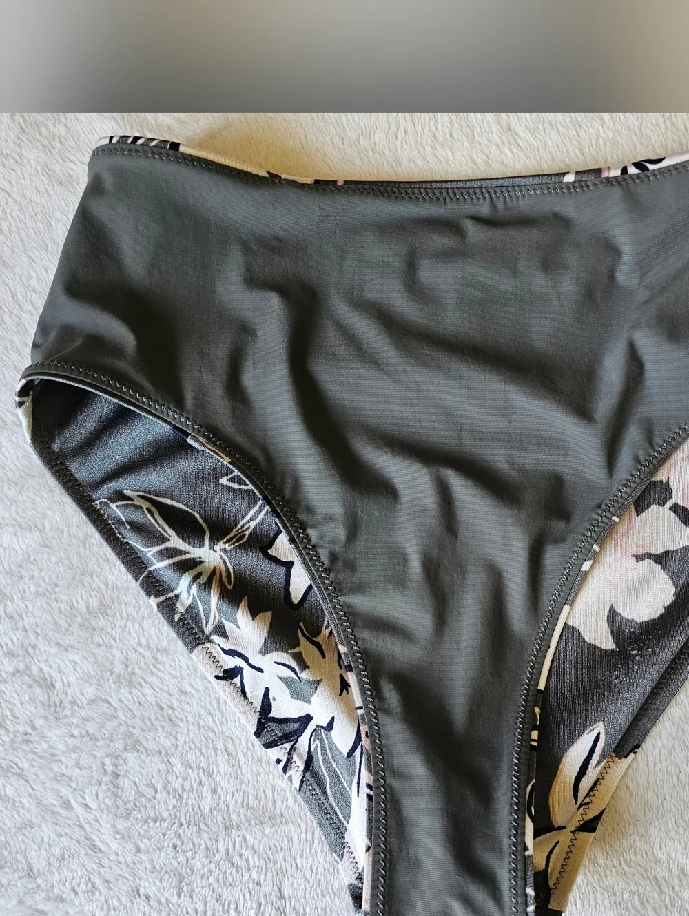 Athleta Aqualuxe High Rise Wildflower Bikini Bottoms XXS Cottagecore‎ Coastal